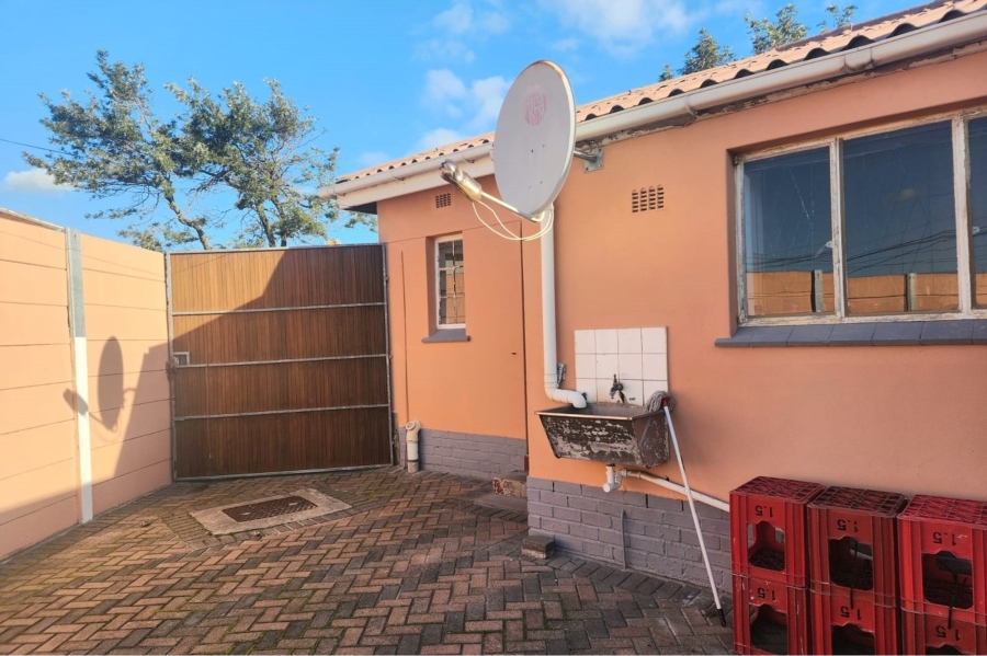 3 Bedroom Property for Sale in Ruyterwacht Western Cape